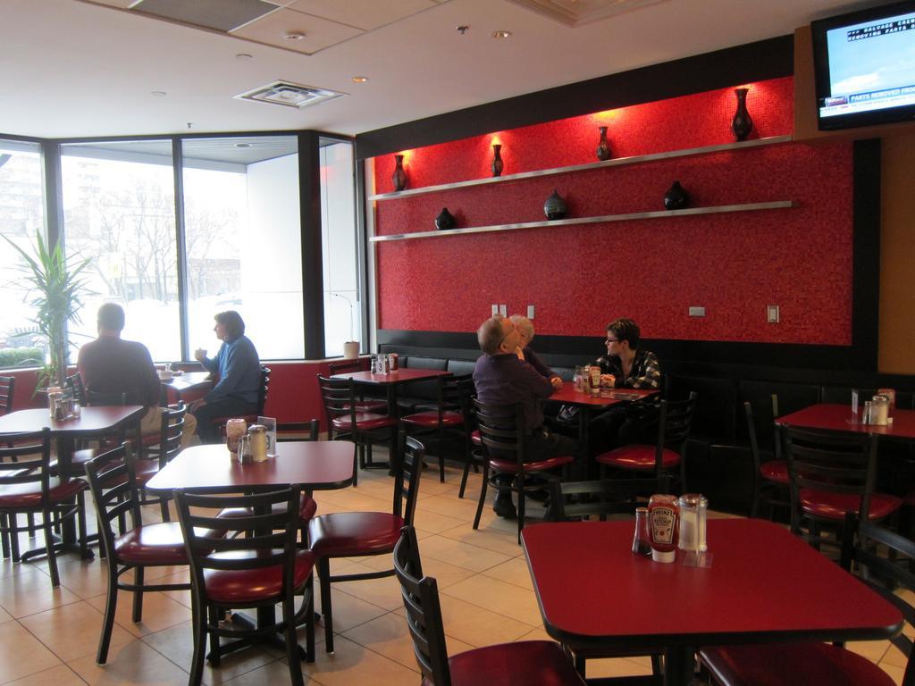 Bond Place Hotel Toronto Esterno foto
